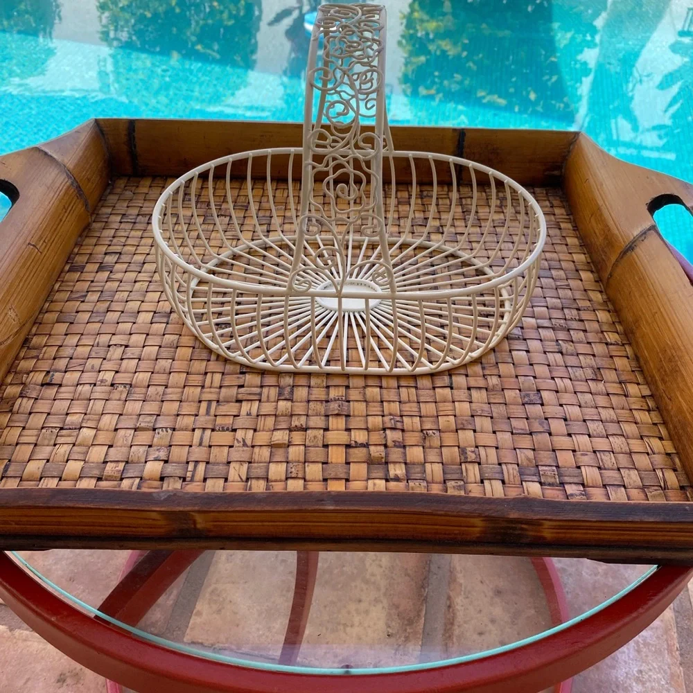VTG Ivory Colored Wrought Iron Basket With Beautiful Intricate Details